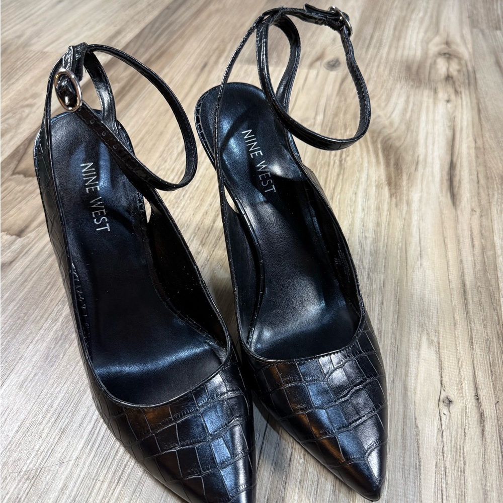 Nine West Black Croc-Pattern Heels - Picture 13 of 16